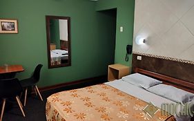 Hostal Residencial Mochica